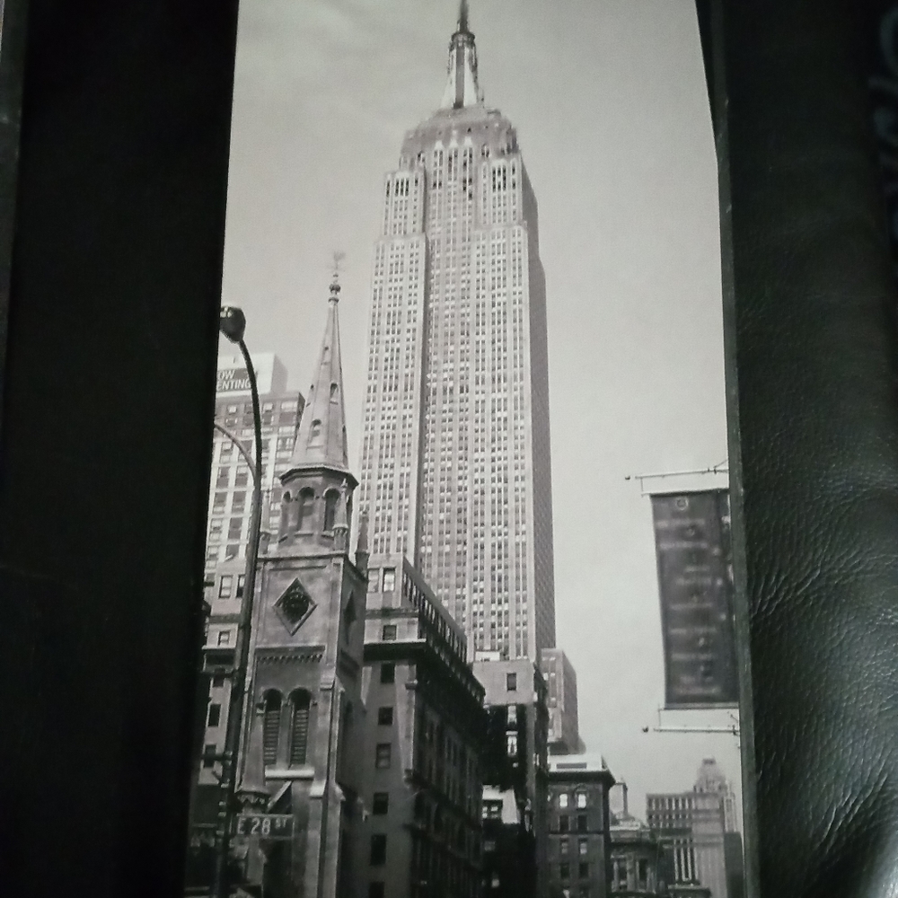 Picture set - Picture 2 of 4